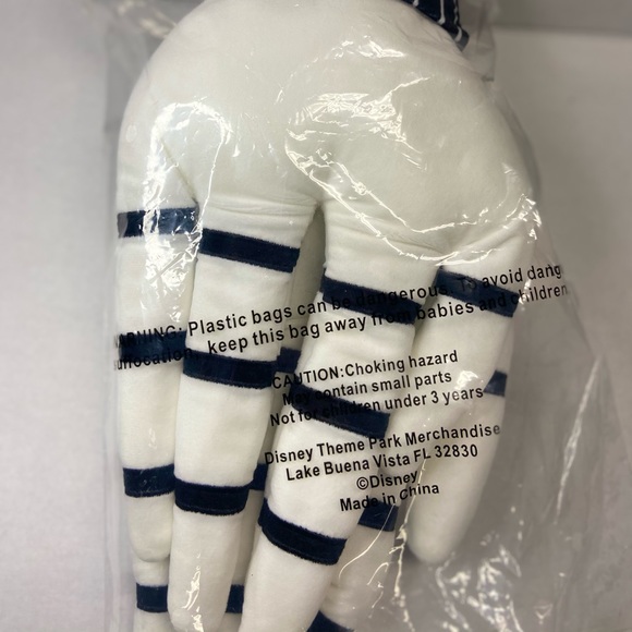 Disney’s Jack Skellington Plush Costume Gloves - Picture 4 of 4